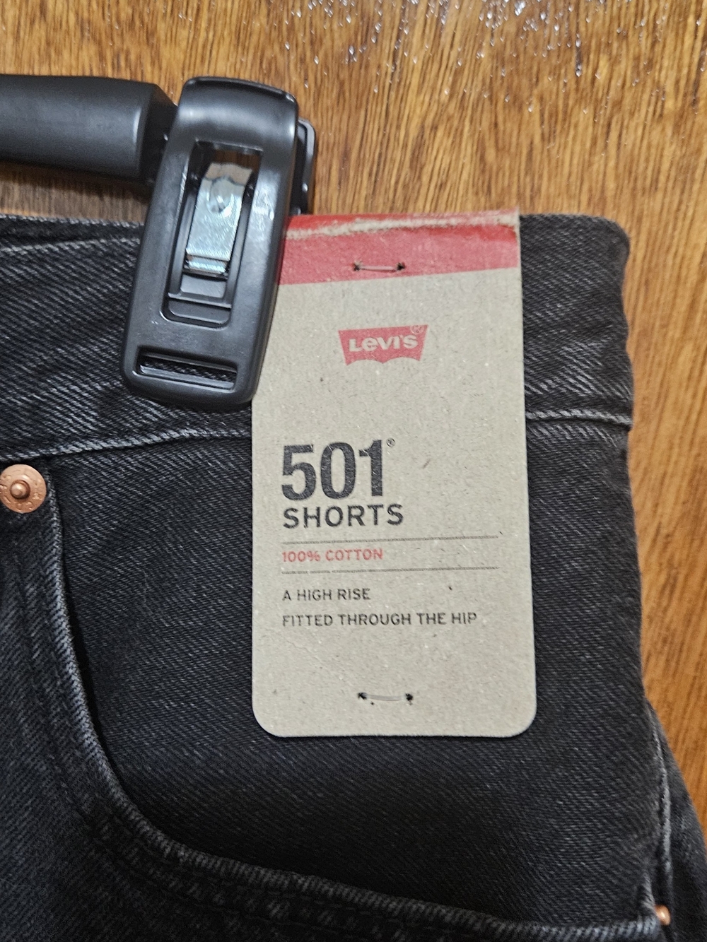 Levi's 501 Original High Rise Denim Shorts/women's/Black Distressed - Size 31 - Picture 4 of 14